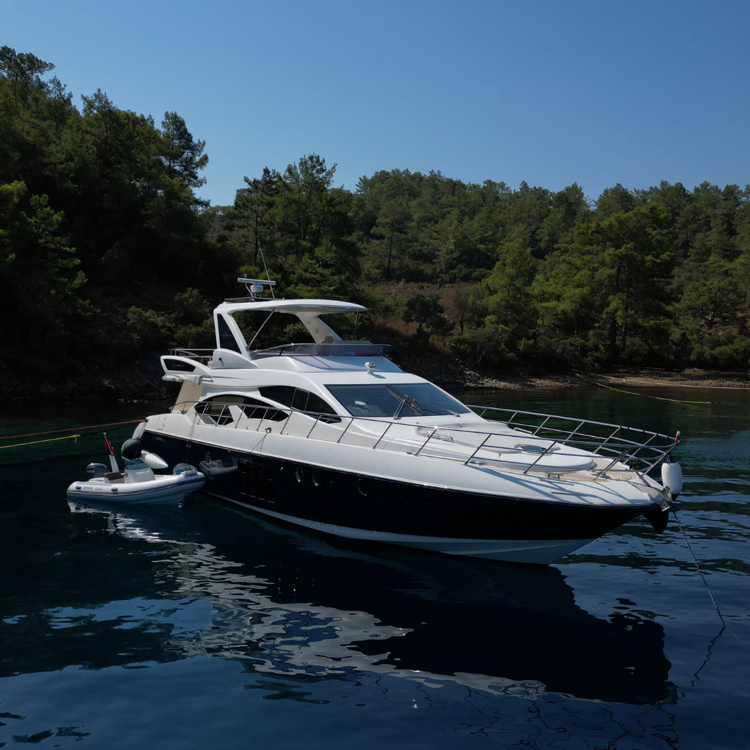 azimut 64 fly